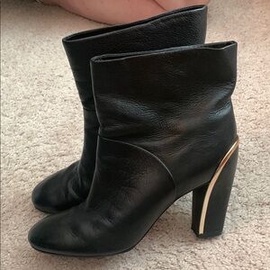 DVF Elegant Black Leather Ankle Boots